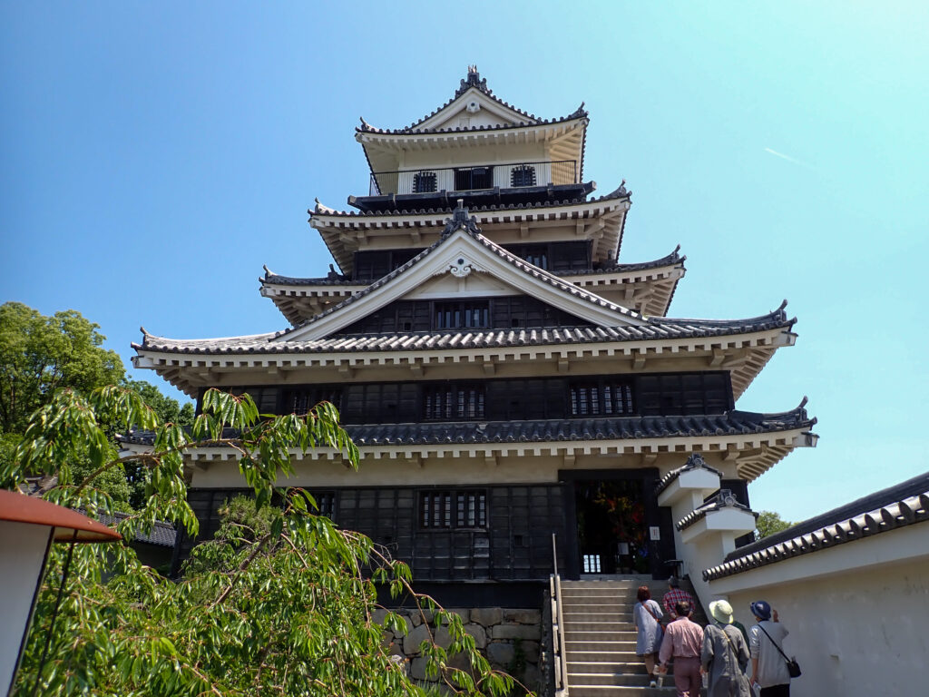 中津城